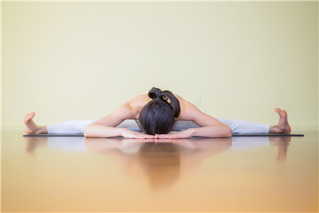 为什么经期不能做瑜伽 经期做瑜伽有什么危害吗？1