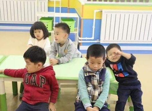 幼儿园小班我爱我自己教案3