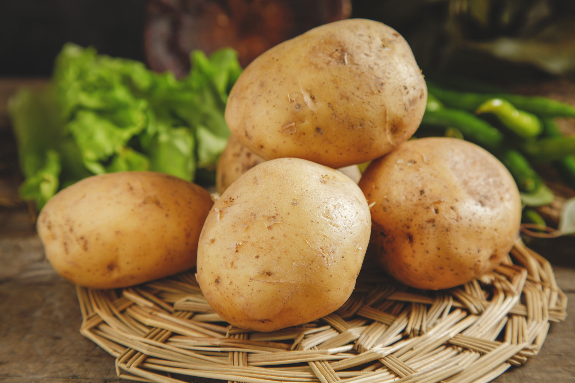 小月子可以吃土豆吗 小月子可以吃红薯吗