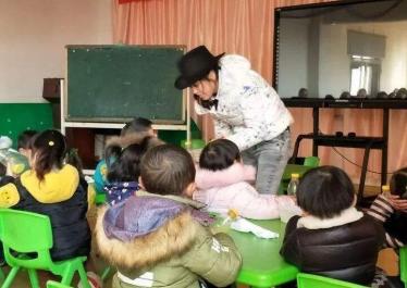 小班数学认识白天和黑夜教案3