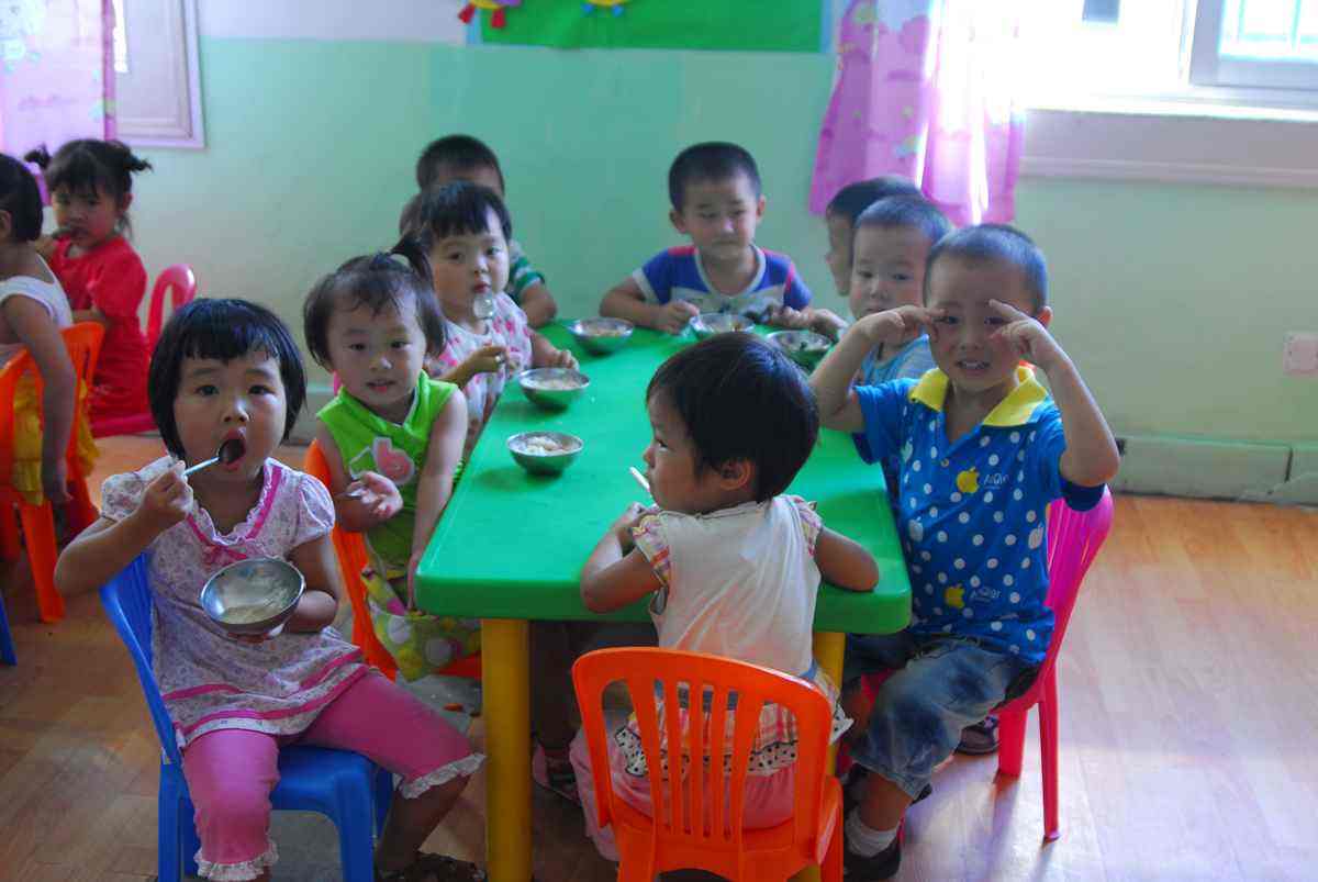 小班不挑食健康教案3