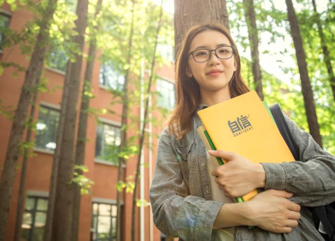 大学一定是入学的时候才能转户口吗 