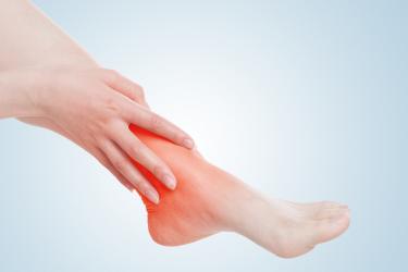 脚踝疼痛的拔罐治疗方法3