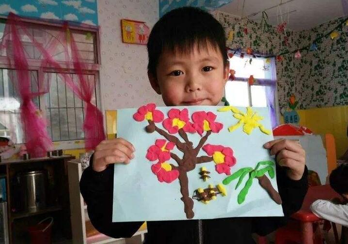 小班美术花儿朵朵开教案2