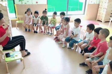 小班游戏鸡妈妈和鸡宝宝教案1