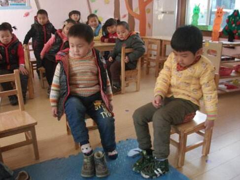 幼儿园小班穿鞋教案3
