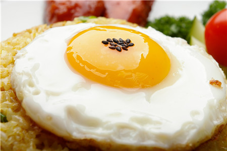 慢性咽炎可以吃煎蛋吗