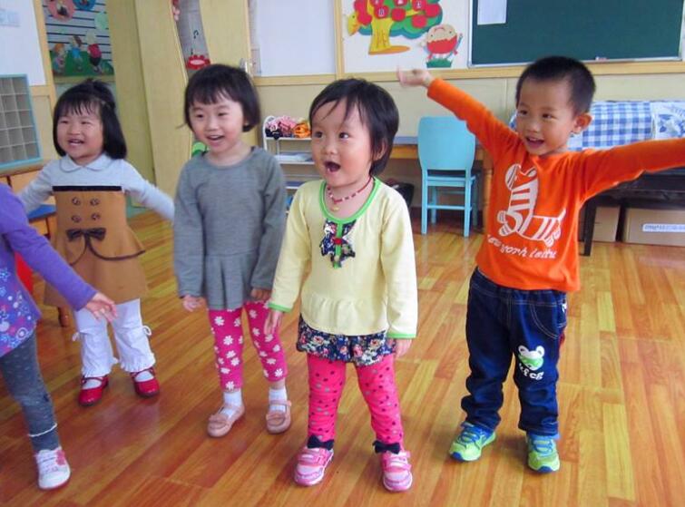 小班科学吹泡泡教案2