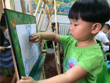 小班美术神奇的画笔教案3