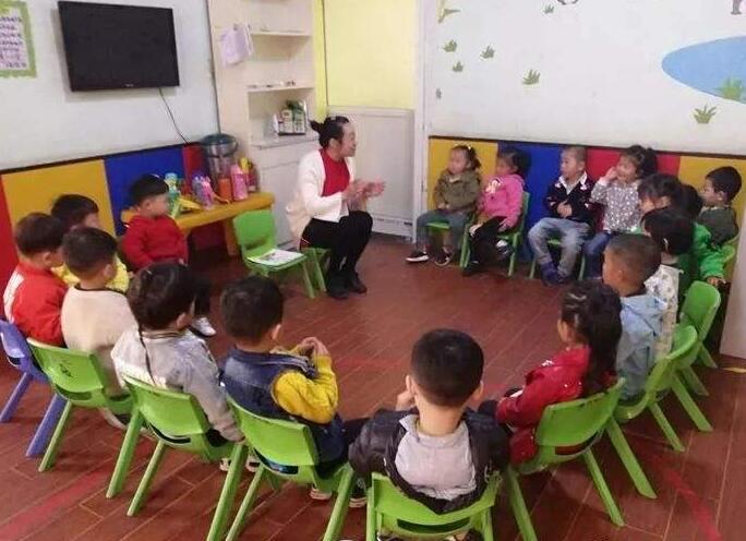 托班小动物找食物数学教案1