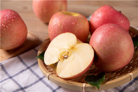 慢性咽炎吃苹果有好处吗