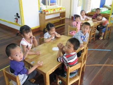 幼儿园小班夹心饼干教案1
