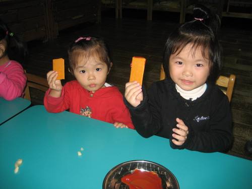 幼儿园小班夹心饼干教案3