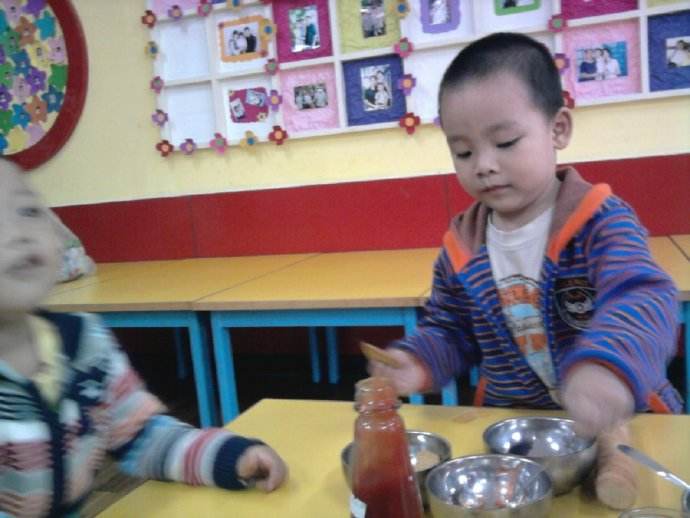 小班语言猪妈妈的夹心面包教案1