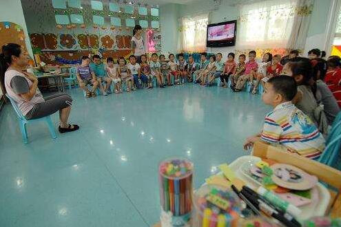 大班科学伞的秘密教案2