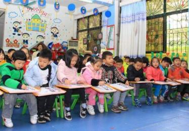 中班教案荷花姐姐的伞3