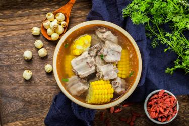 玉米排骨汤的营养价值及功效