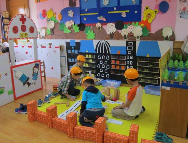 幼儿园快乐的小屋教案1
