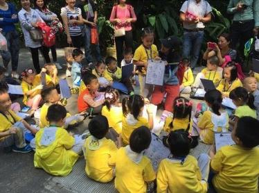 幼儿园大班母鸡和小鸡教案1