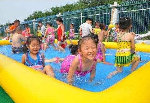 小班水宝宝搬家科学教案1