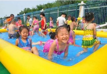 小班水宝宝搬家科学教案1