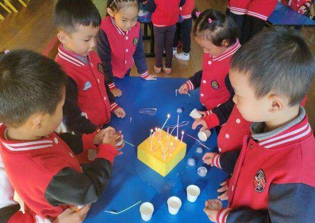 中班数学喷水池教案1