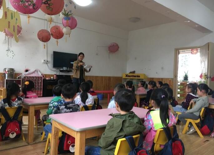 中班数学喷水池教案2