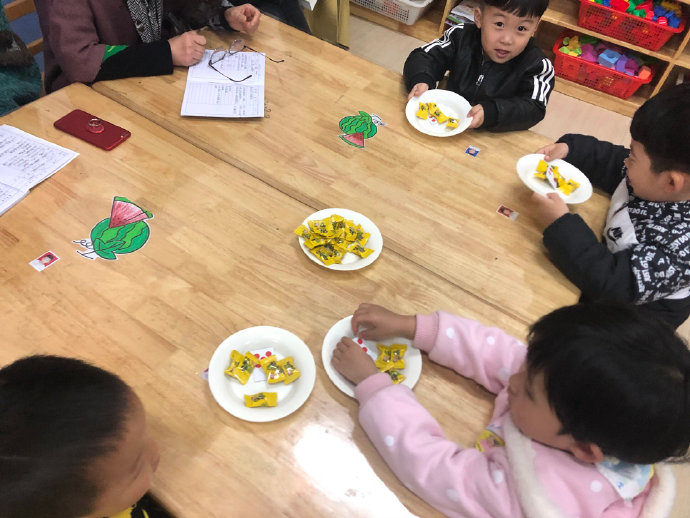 幼儿园小猪过生日数学教案2