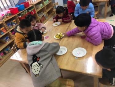 中班数学小猪过生日教案1
