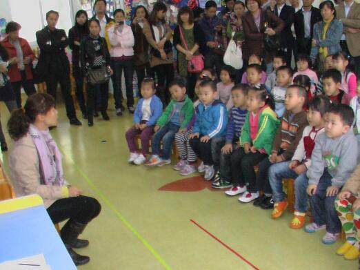 中班音乐我是小小蒲公英教案2