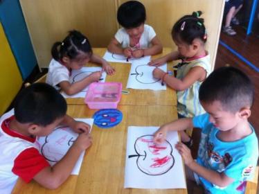 幼儿园小班苹果树教案1