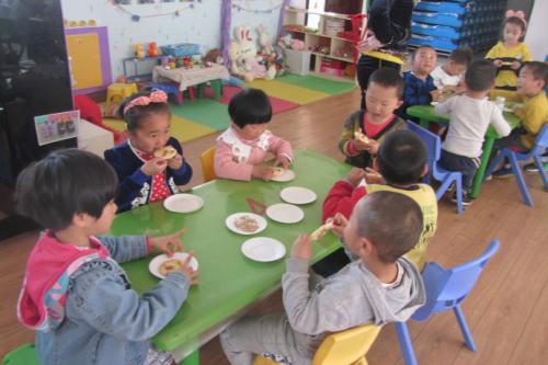 小班活动笑脸饼干教案2