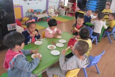 小班活动笑脸饼干教案2