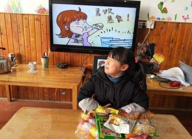 小班健康肚子为什么会疼教案3