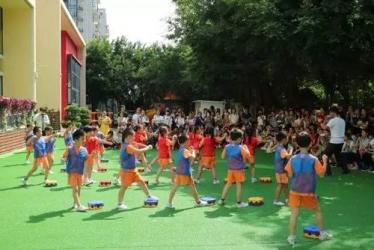 中班语言魔术师教案2