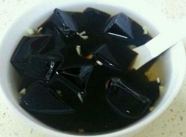 宫寒可以吃黑凉粉吗