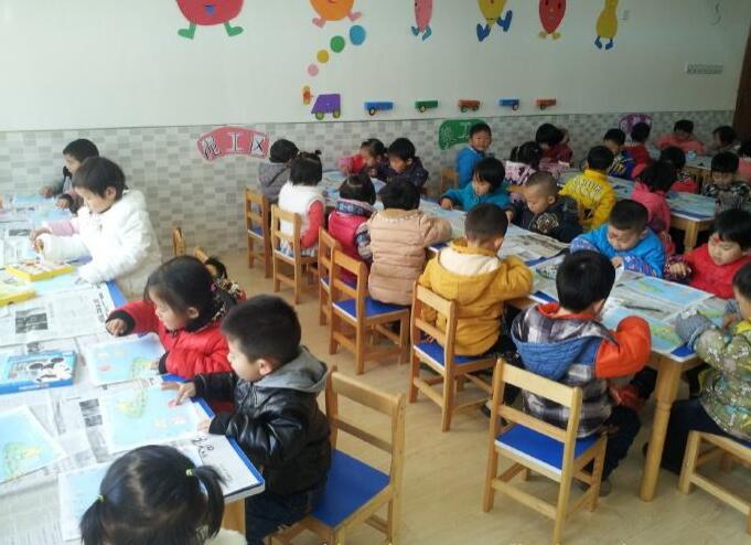 小班美术渔网教案2 小班美术渔网教案2