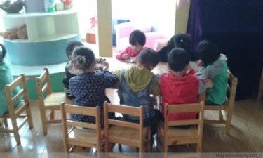幼儿园中班毛线变魔术教案3
