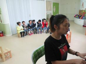 幼儿园小班音乐活动咿呀咿呀哟教案3