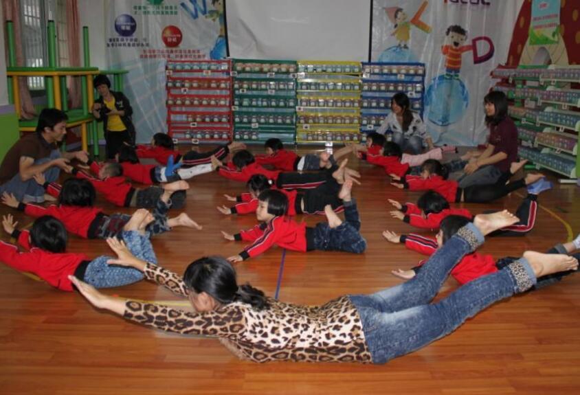 小班有趣的身体乐器教案3