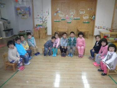 小班科学我帮乐器找位置教案3