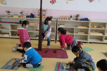 幼儿园中班社会城市美容师教案3