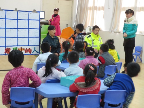 幼儿园大班城市美容师教案3