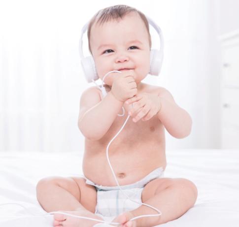 婴儿听儿歌有什么好处