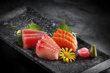 三文鱼和西红柿能一起吃吗
