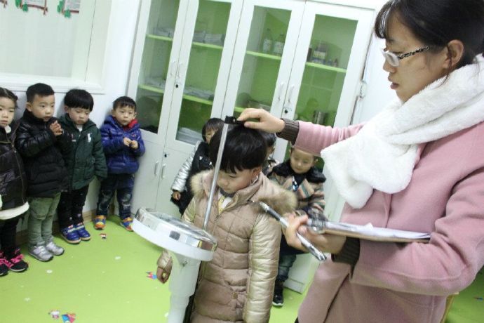 幼儿园中班小熊想长高教案2
