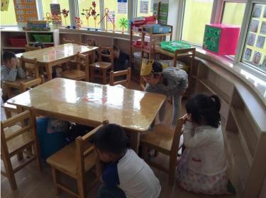 幼儿园室内亲子游戏大全活跃气氛1