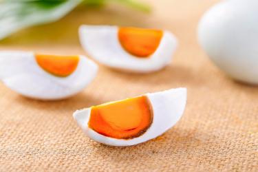 咸鸭蛋蛋黄有白色颗粒是怎么回事