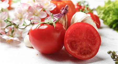 宝宝秋季腹泻可以吃番茄吗