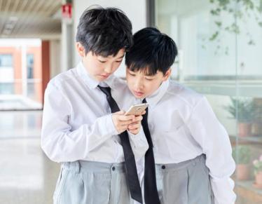 如何纠正沉迷游戏的孩子
